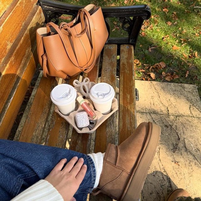 Kids Youth Chestnut UGG Classic Ultra Mini Platform Boots