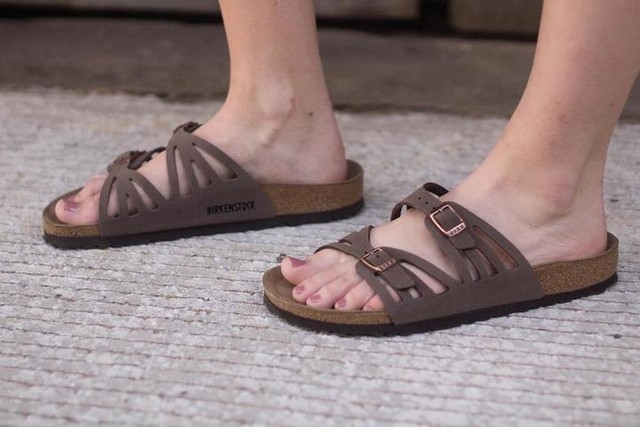 新品ビルケンシュトック（BIRKENSTOCK）「Granada（グラナダ）」 Granada/グラナダ」（ビルコフロー ヌバック、モカ）| BIRKENSTOCK（日本）