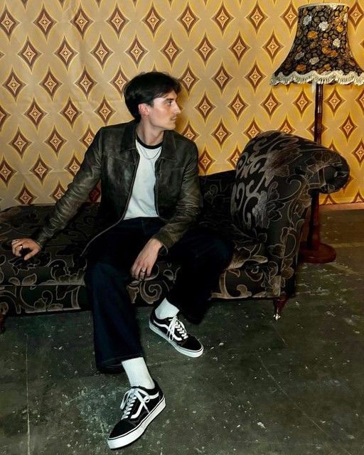 Mens Jet Black Vans Old Skool Trainers schuh