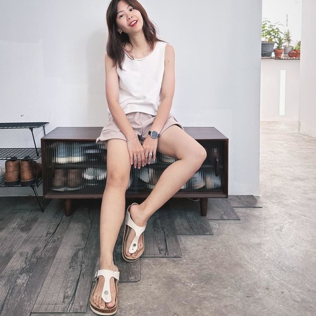 Gizeh / ギゼ」（ビルコフロー、ホワイト）| BIRKENSTOCK（日本）