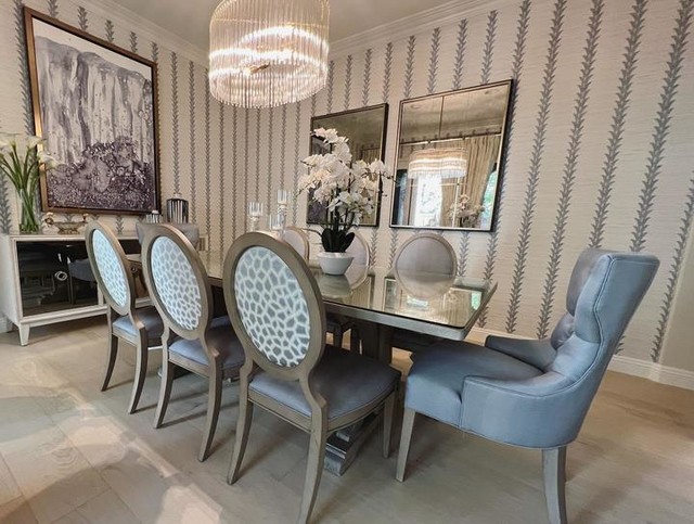 本日限り！ETHAN ALLNAダイニングチェア Ilanna Leather Dining Chair | Dining Room Chair | Ethan Allen